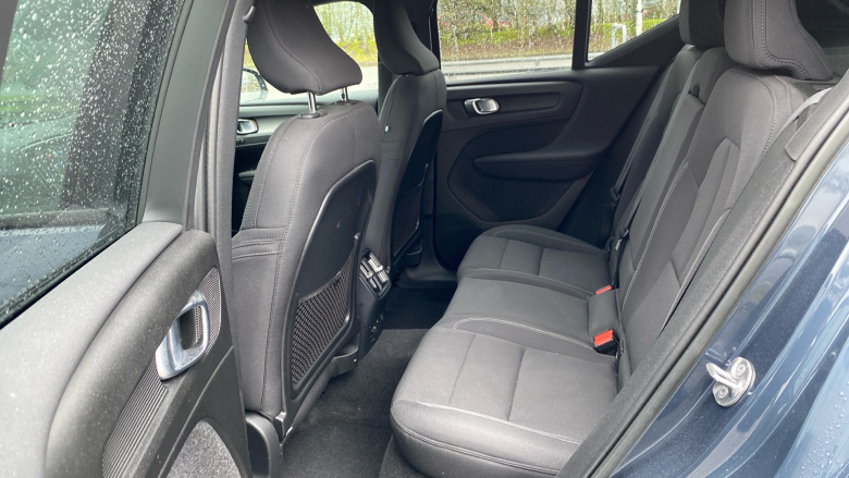 Volvo Xc40 170kW Recharge Plus 69kWh 5dr Auto Electric Estate